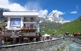 Hotel Meuble' Joli
